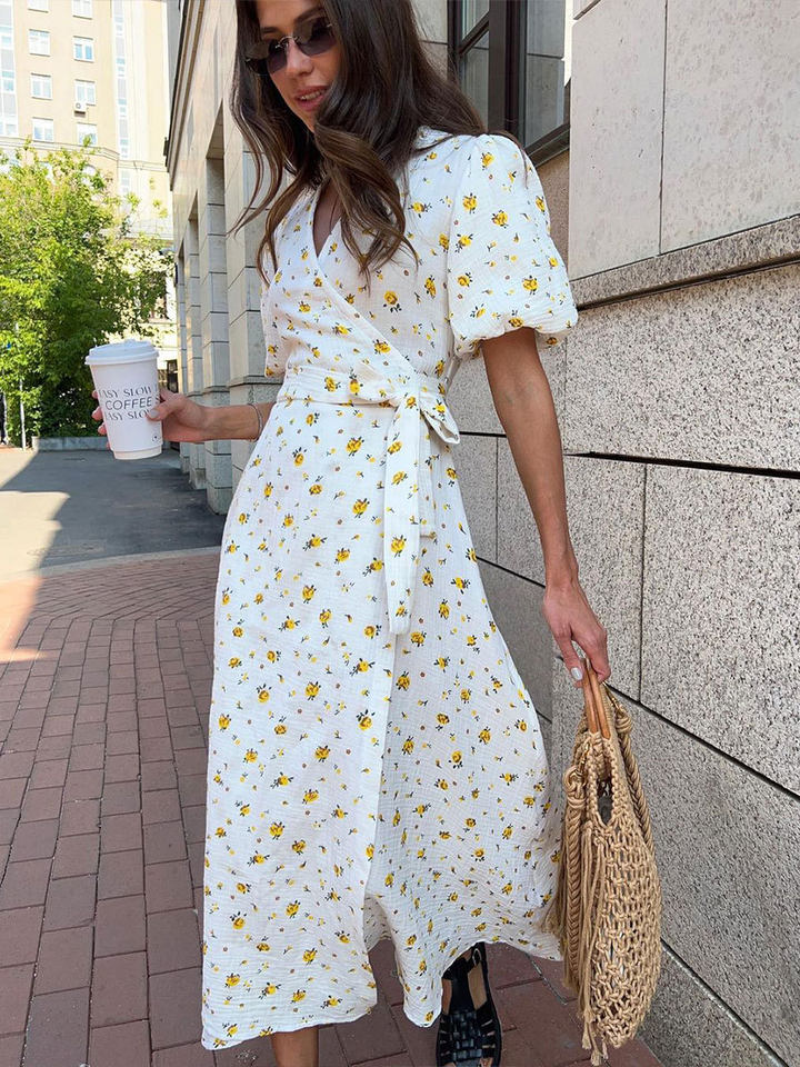 Đầm liền cotton in hoa cổ chữ V tay bồng buộc dây lưng cao — Hoa oải hương, Hoa tulip màu hồng, Màu be, Màu hồng chi tiết 136
