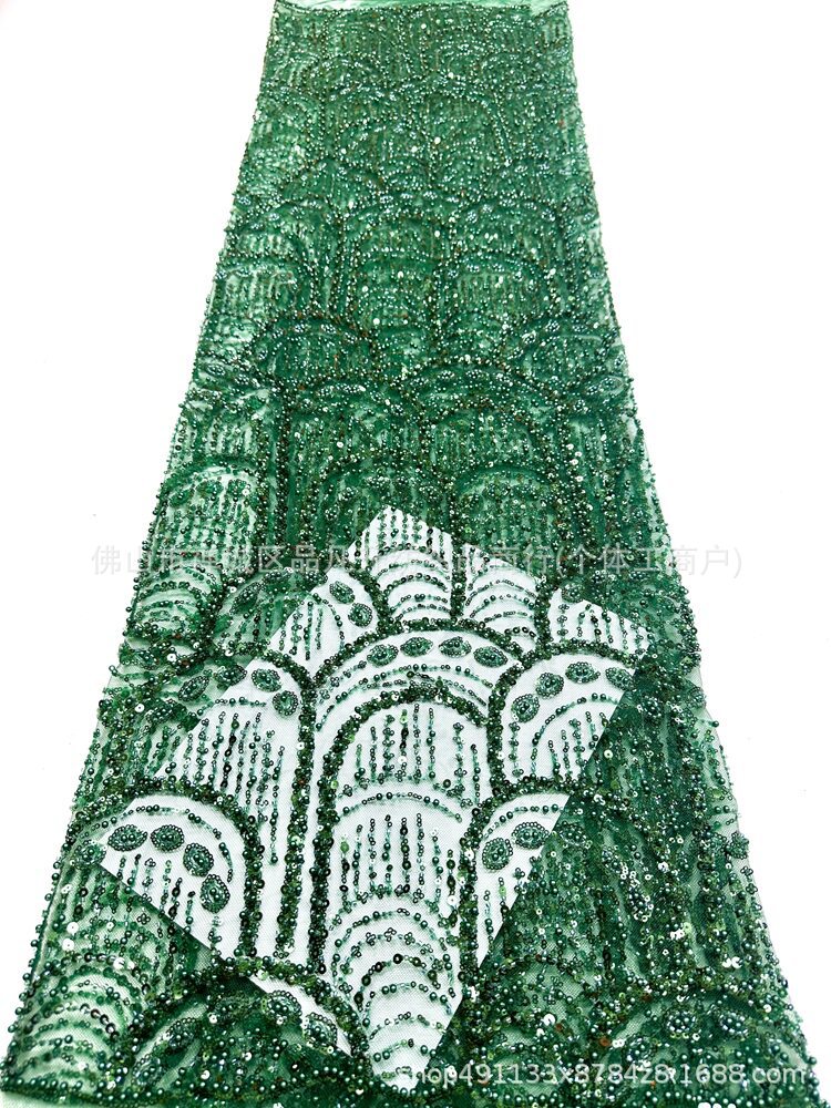 Tejido de bordado de perlas tridimensionales de bordado de perlas de clavos de moda atmósfera europea y americana vestido de boda vestido de moda tela