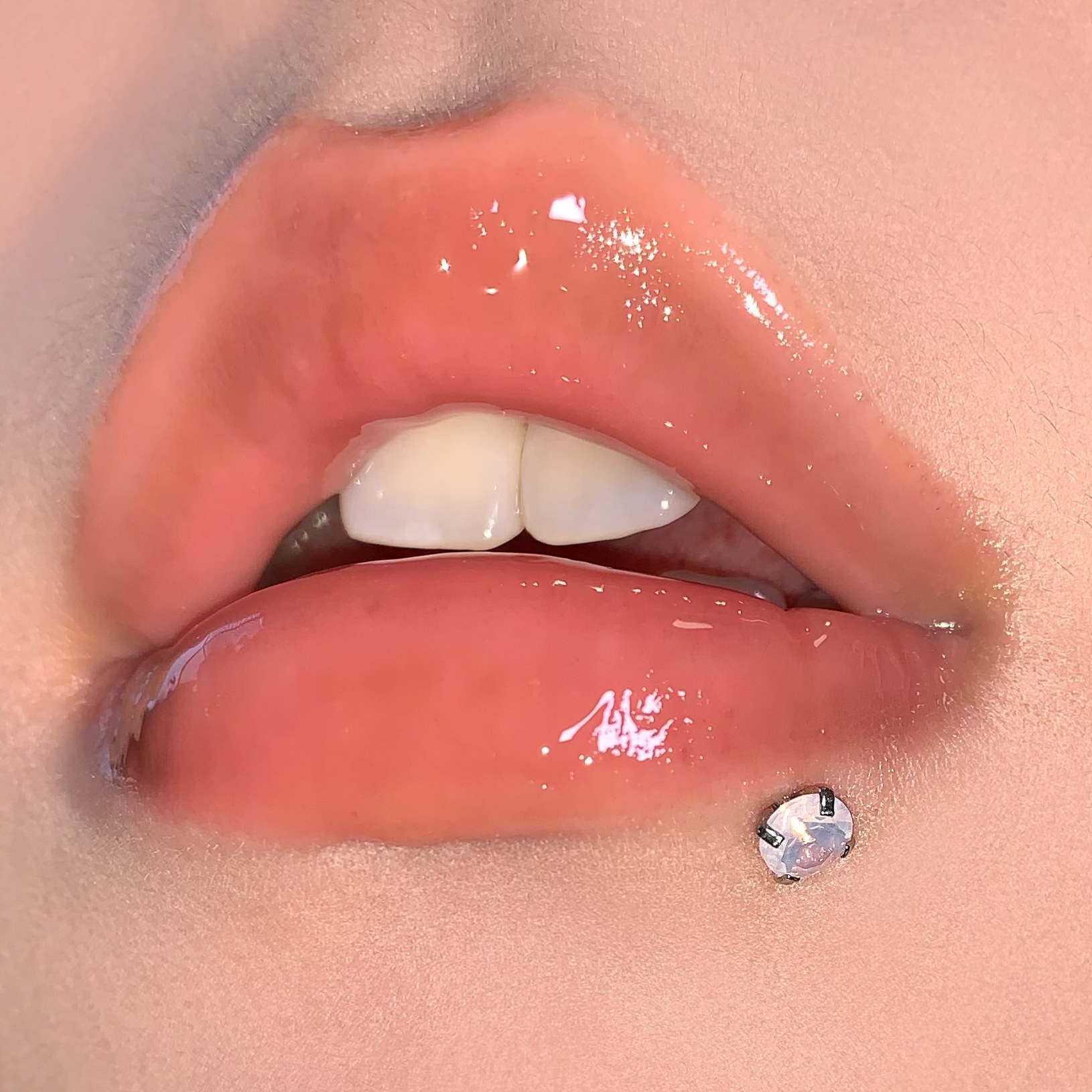 Flash Opal Lip Nail Steel Titanium Internal Thread Lip Piercing Jewelry Straight Barbell for Hot Girl Body Jewelry Wholesale detail image 13