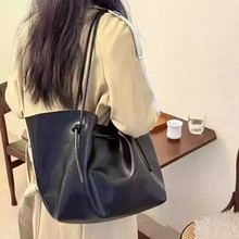 秋冬新款绑带托特包女2025高级感复古pu皮质单肩包大容量女包包