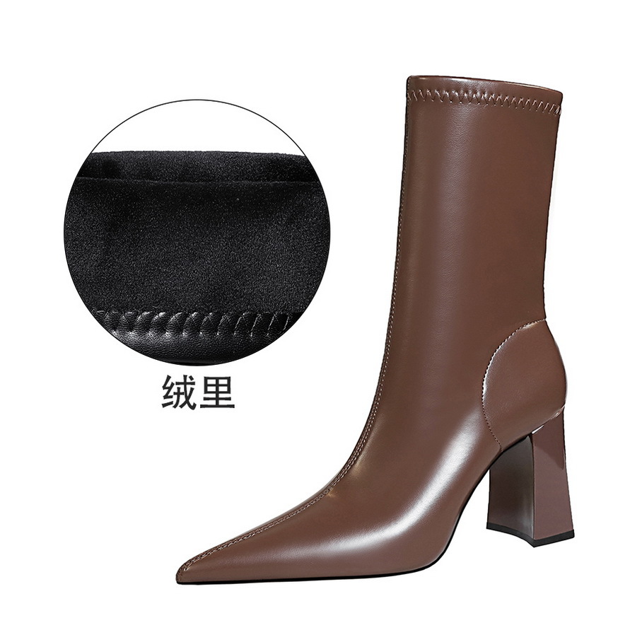 Botas cortas 318-12 (este modelo está agotado y no se volverá a tener en stock) image 13