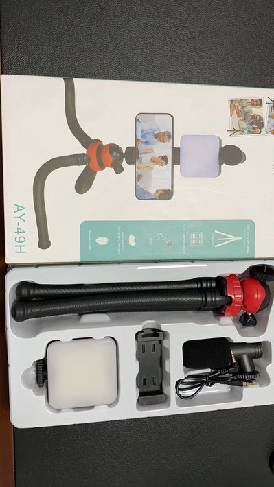 AY49 cámara móvil portátil mini luz de fotografía de belleza de escritorio transmisión en vivo perezoso conjunto de micrófono luz selfie image 13