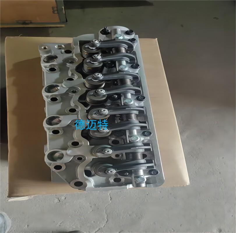 Complete 4D56 D4Bh Cylinder Head Md185926 Suitable for Hyundai H1 H100 Mitsubishi Pickup