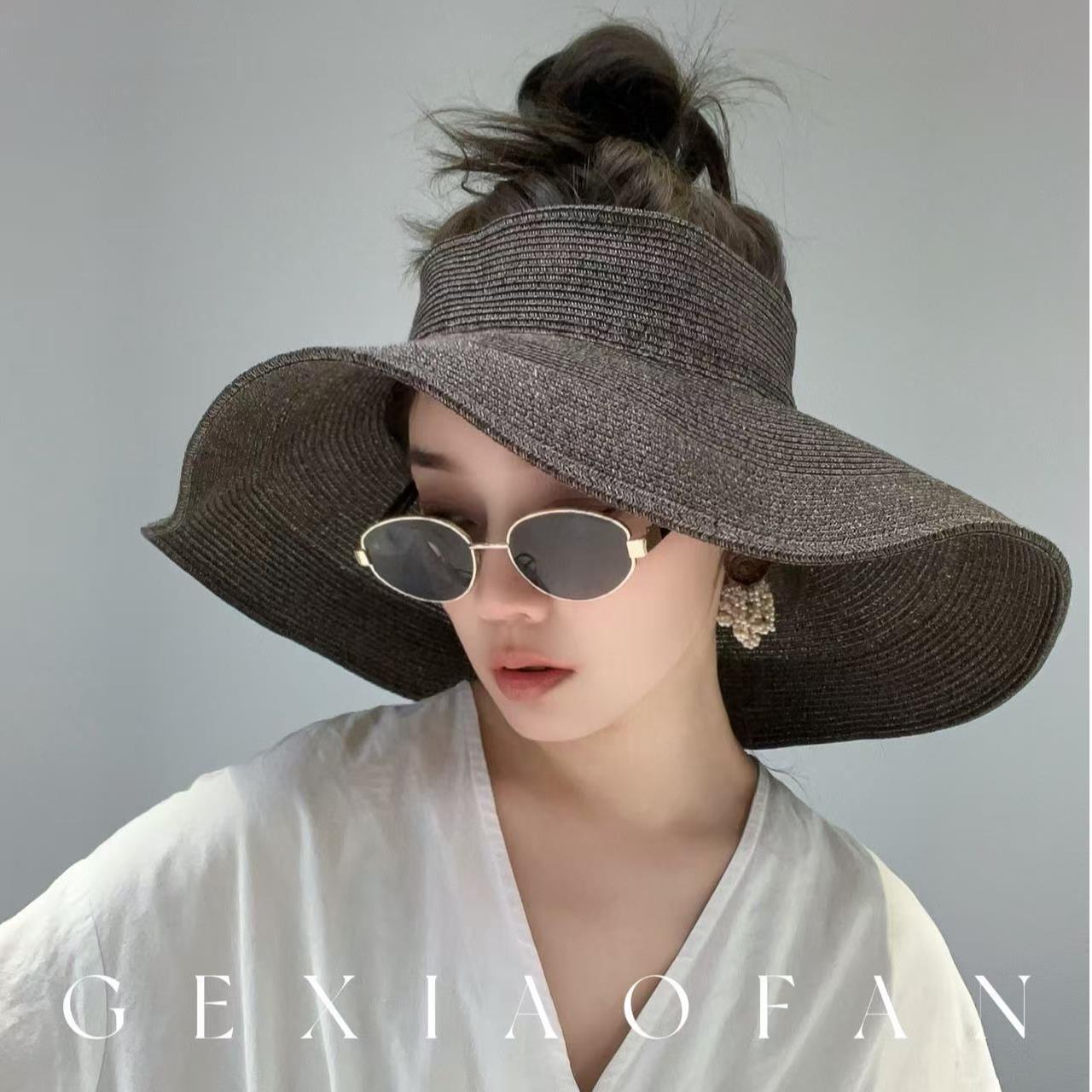 Wide-brimmed Hepburn Style Straw Hat For Summer Sun Protection_voghion.com