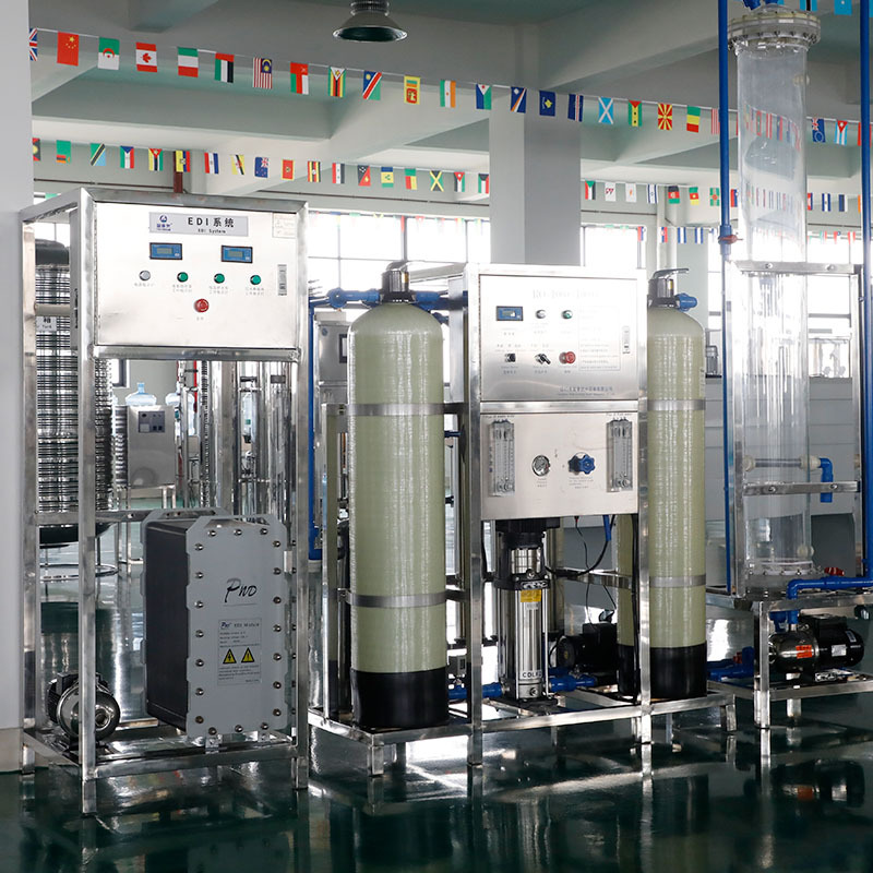 Suministro directo del fabricante: equipo de tratamiento de agua por ósmosis inversa de 1000 LPH para talleres industriales y comerciales, alto caudal.