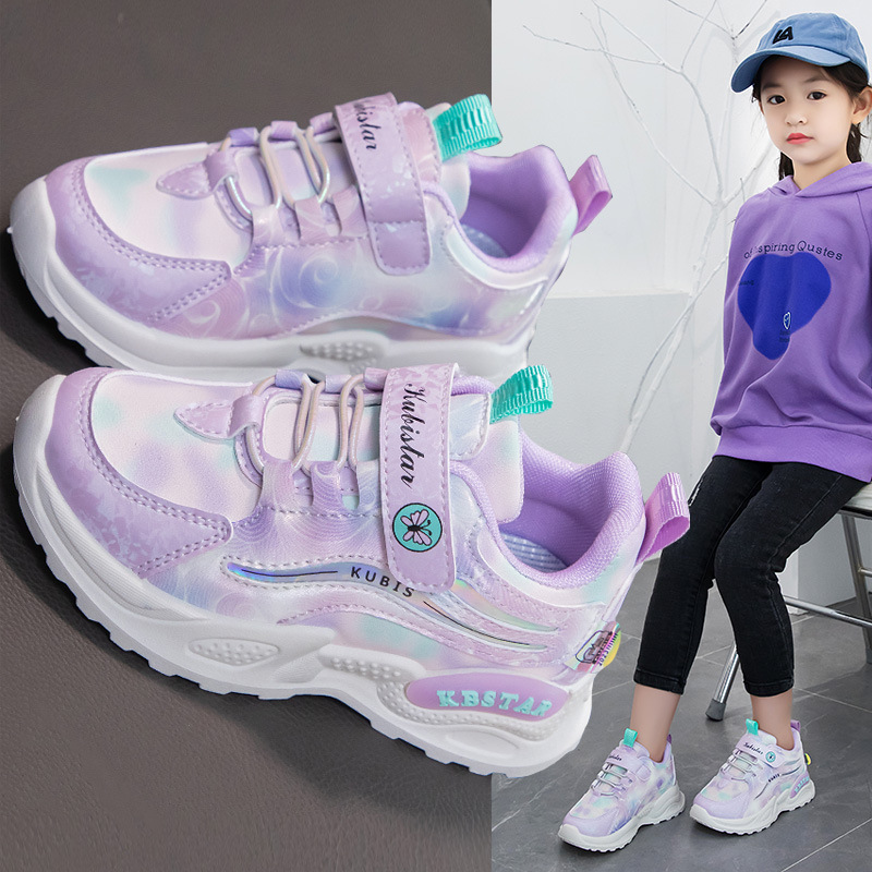 Zapatillas de deporte para niñas de moda 2024 Otoño e Invierno Nuevas zapatillas para correr para niños de estilo coreano zapatos casuales para niñas antideslizantes de fondo suave
