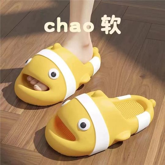 Cartoon cute slippers for Women summer outdoor wear indoor home non-slip super soft bottom Internet celebrity personalized non-slip slippers for women