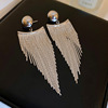 Silver silver needle, fashionable metal design earrings, wide color palette, simple and elegant design, trend of season