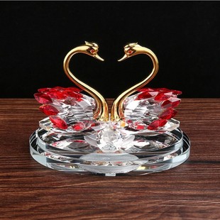New Car Ornaments Swan Car Perfume Holder Crystal Alloy High-end Creative Center Console Jewelry Swan Ladies