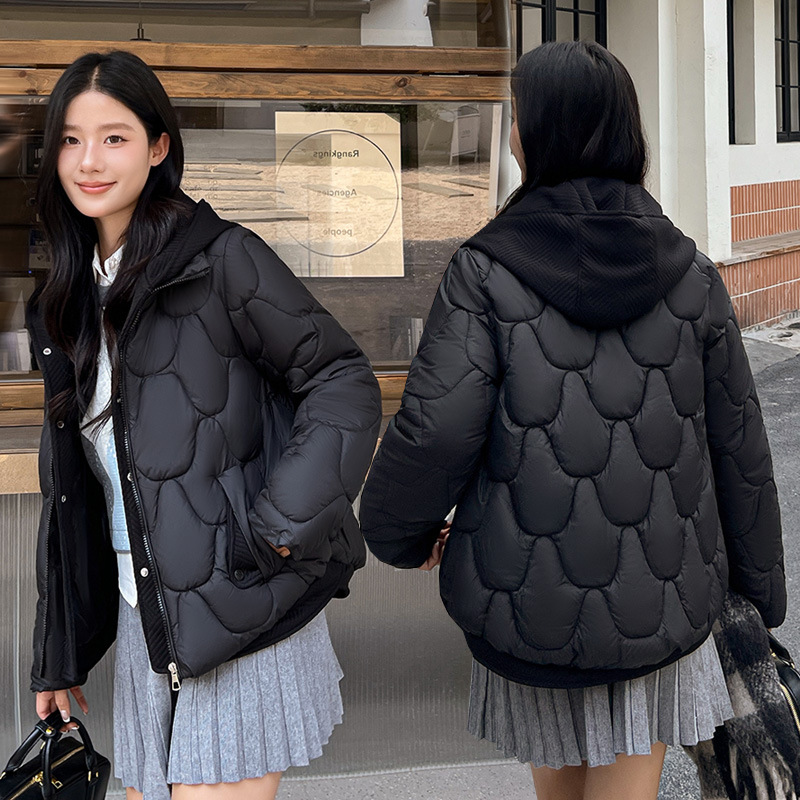 2025 estación europea de algodón corto para mujeres invierno nuevo falso de dos piezas encapuchadas plumón casual chaqueta de algodón gruesa suelta
