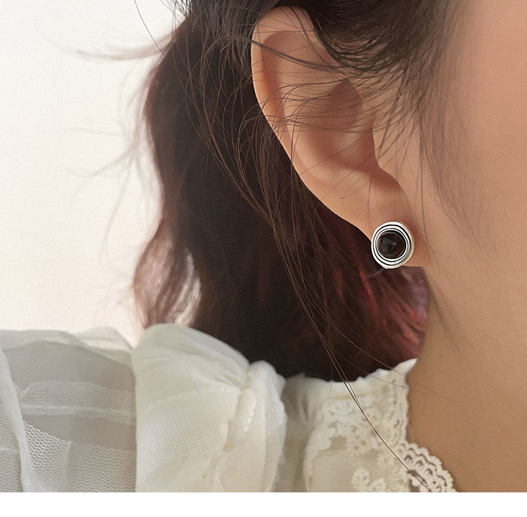 Linglang S925 Sterling Silver Black Agate Earrings for Girls Vintage Jewelry Skin-friendly Accessories