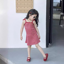 女童韩版洋气红格吊带裙2024夏女宝可爱连衣裙时髦俏皮短裙