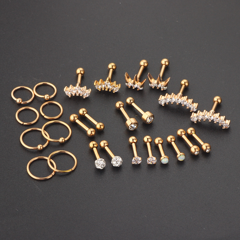 16G labret stud size and finish detail