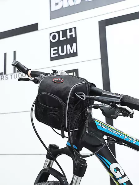 Bicycle head bag mountain bike head bag riding bag substitute driving skateboard electric car front bag handlebar handbag supply
