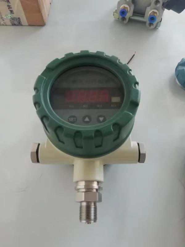 视窗数显压力开关高频磁翻板 智能压力控制器