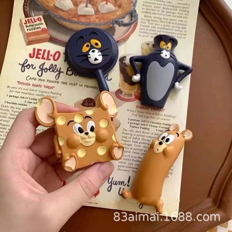 Cute Creative Cat and Mouse Refrigerator Magnet American Anime Cartoon Magnetic Home Decoration Entrance Door Hole Board