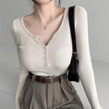 韩国东大门秋冬装新款气质高级感简约女人味半开领修身长袖针织衫