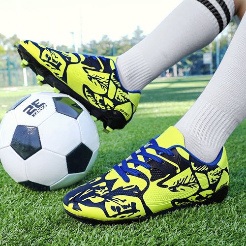 Professional training football shoes low-top leather spiked football sneakers low-top youth sneakers large size cross-border