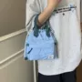 斜挎便携日常轻便手提包
