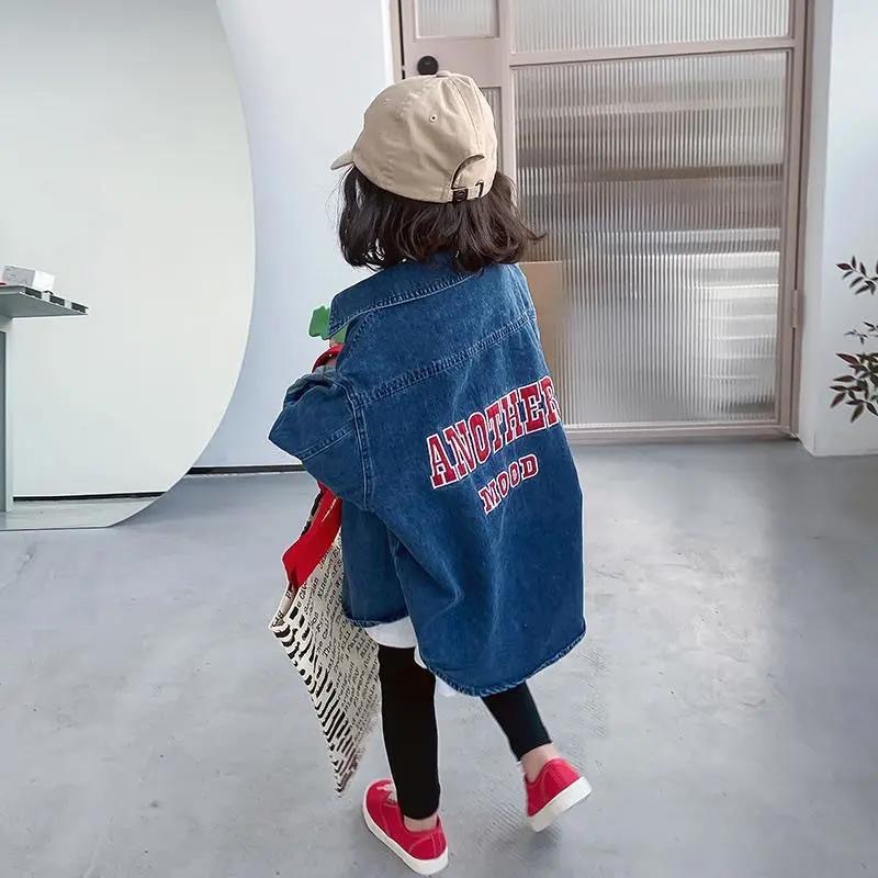 Stylish and Trendy Long-Sleeve Denim Jacket for Girls - 2024 Spring Collection, Fashionable Children's Outerwear, Baby Trendy Clothing