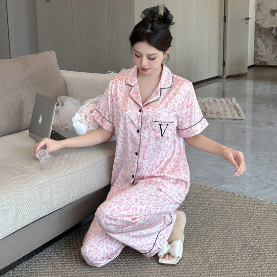 Summer new Weijia girlfriends cute leopard print Women's Ice Silk thin pajamas short sleeve silk home wear