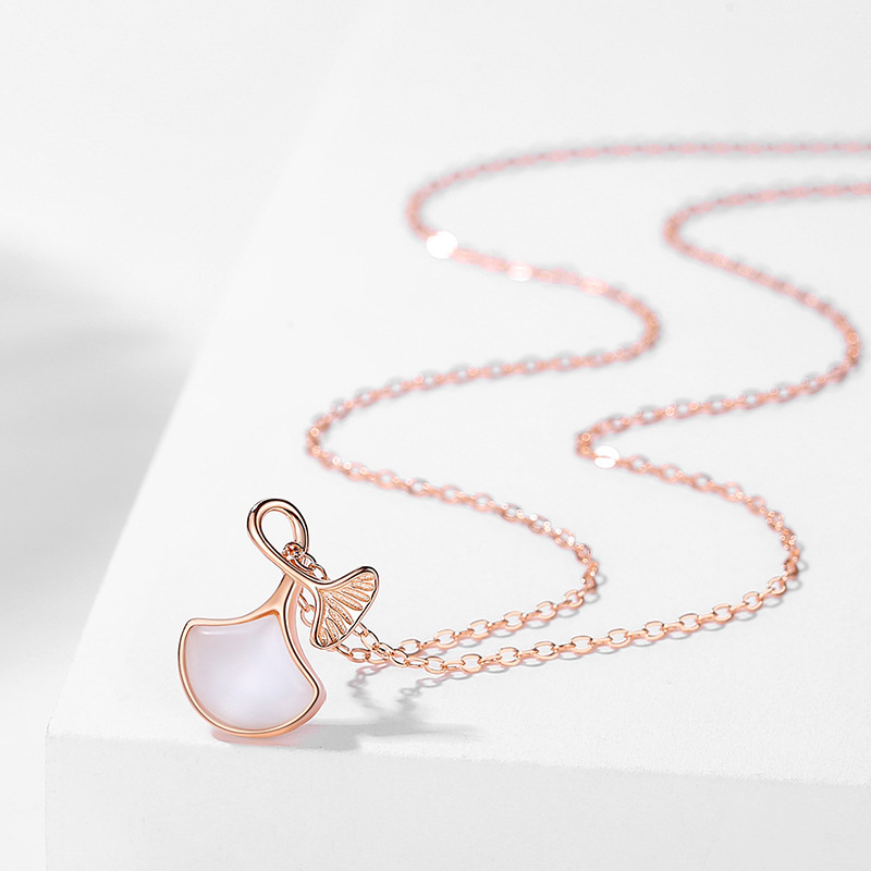 Sansheng Lucky blanco fritillary albaricoque collar de la hoja de las mujeres Luz de lujo simple clavícula cadena sentido s925 plata todo-fósforo de la joyería