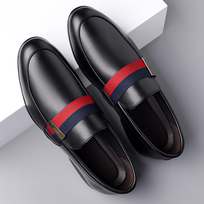 Giày lười nam da thật kiểu moccasin, mũi phẳng, đế bệt, thoáng khí — nâu, đen
