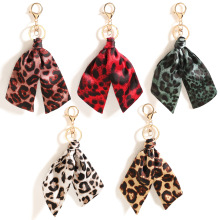 新款豹纹布艺挂件钥匙扣包包配件饰品汽车挂件创意钥匙链礼品