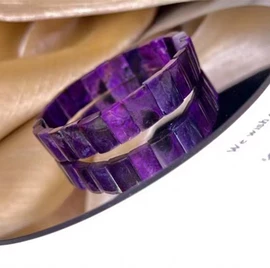 手链;宝石手饰;手串