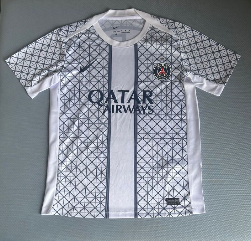 2526 サッカーユニフォーム パリコレクション プレーヤーファンバージョン スペシャルエディション トレーニングユニフォームセット レトロチャンピオンズリーグジャージ|undefined