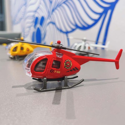 Creative alloy model helicopter keychain mini helicopter keychain personalized bag pendant gift wholesale