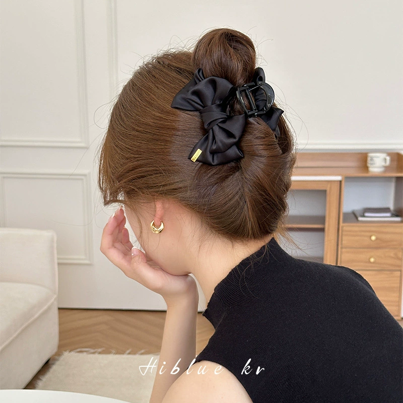 Черная большая ракушка- Crab? Wait crab pin with bow hairgrip shark