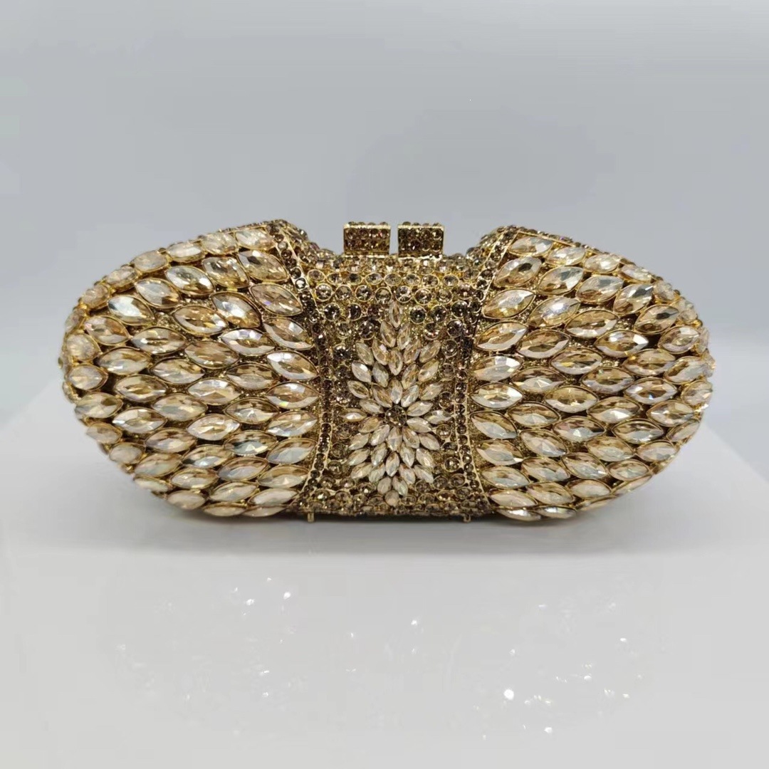 Nuevo paquete de diamantes para la cena, caja metálica dura, bolso de diamantes, bolso de fiesta europeo y americano, bolso de mujer