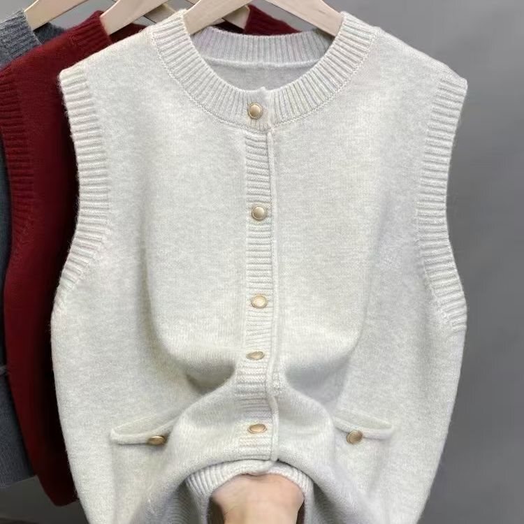 圆领针织马甲女2025秋新款圆领坎肩外搭无袖毛衣开衫叠穿软糯上衣|undefined