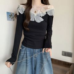 2025春の服装の新しいロマンチックなフランスのユニークなデザイン感レースの一字襟デザイン感の大きいサイズのシャツ長袖