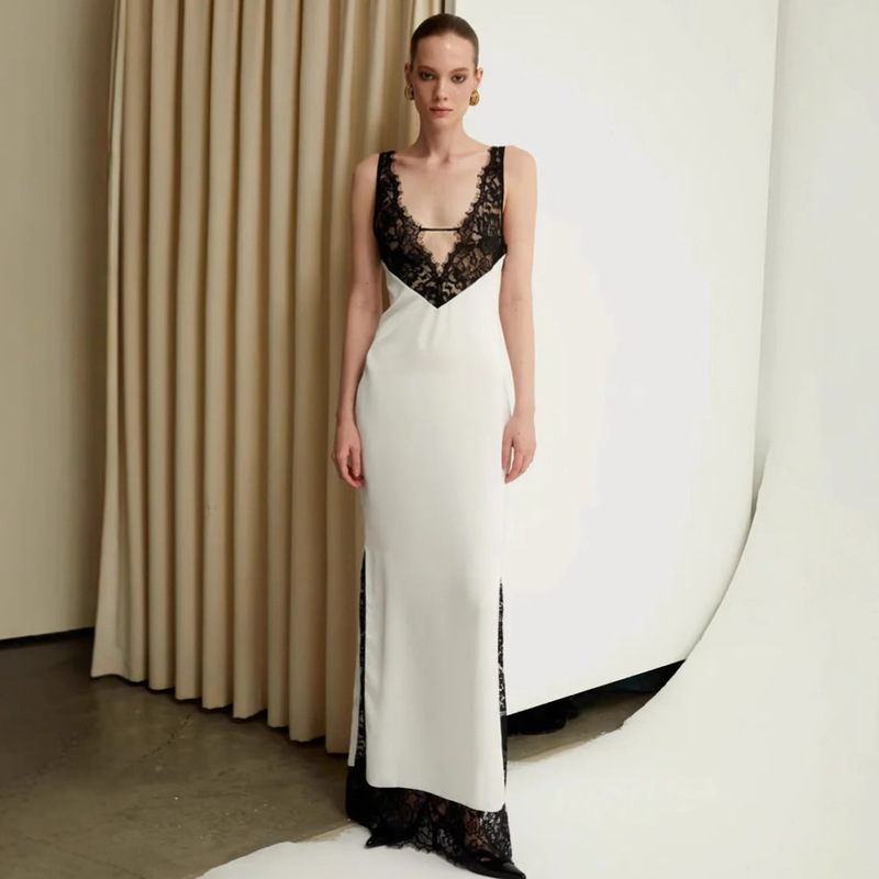 Ins European and American Cross-border Dress Sexy V-neck Lace Bandage dress New Vintage Sleeveless Cocktail Dress