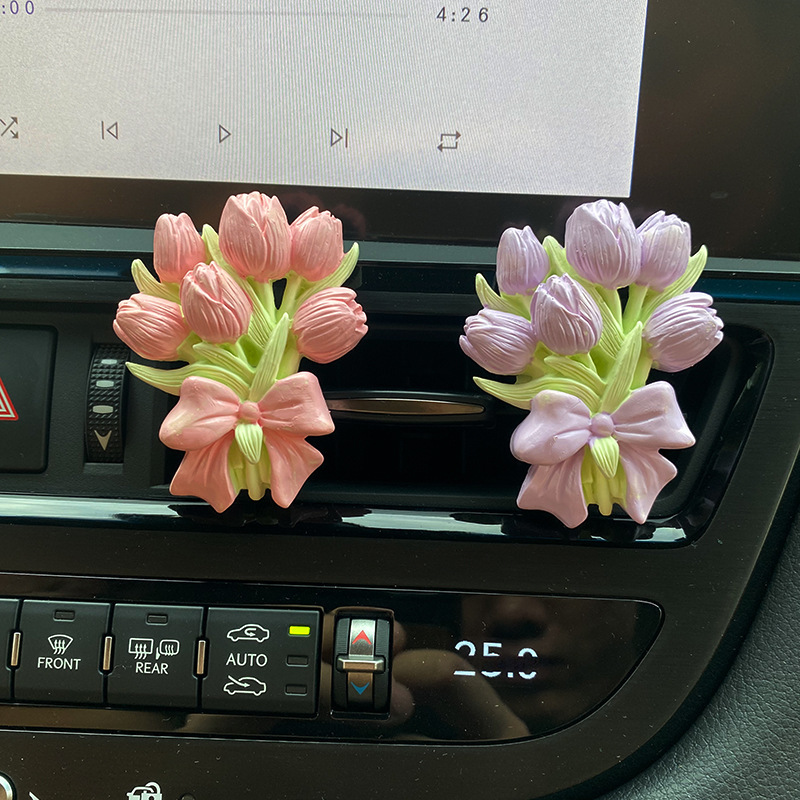 チューリップ車のアロマの高級感のある風口の拡香石の車内の花のアロマの車の装飾品の自動車の置物|undefined