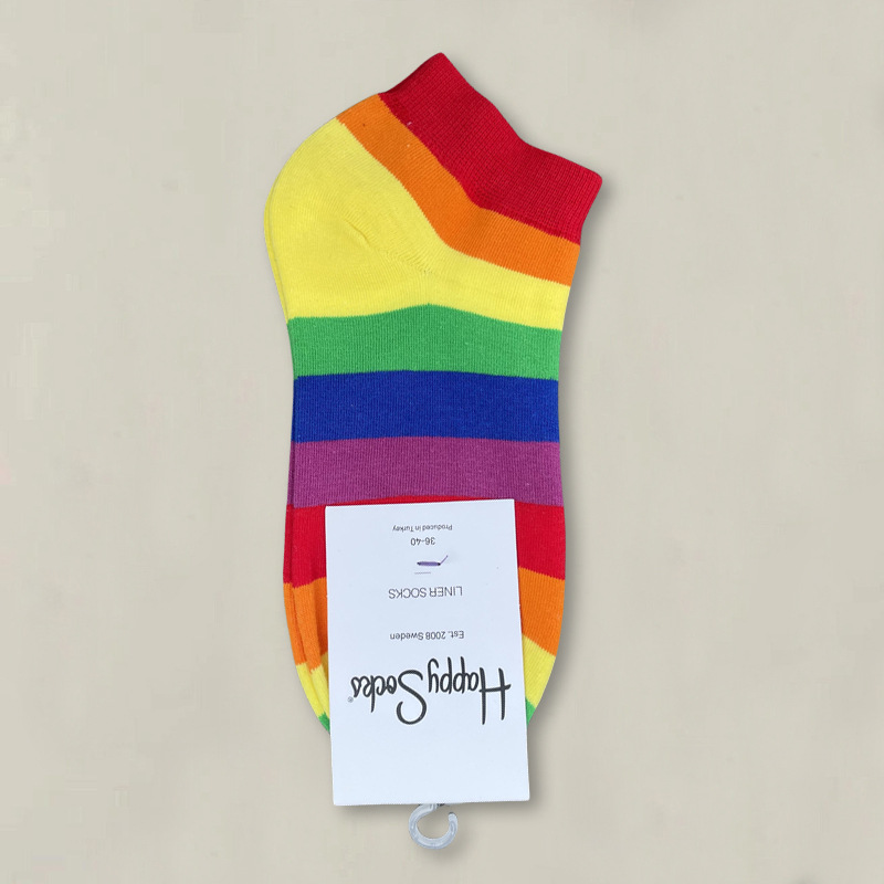 HappySocksハイスキンのショートソックスの漫画の浅い口の低い女性のスウェーデンのファッションのタイプのソックスの春夏のカラー