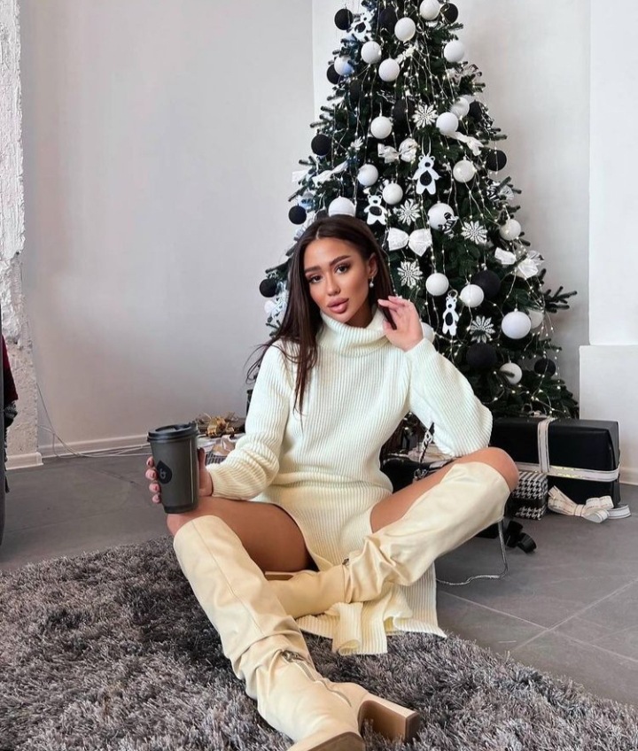 Popular Long Sleeve Turtleneck Thigh Slit Woolen Dress