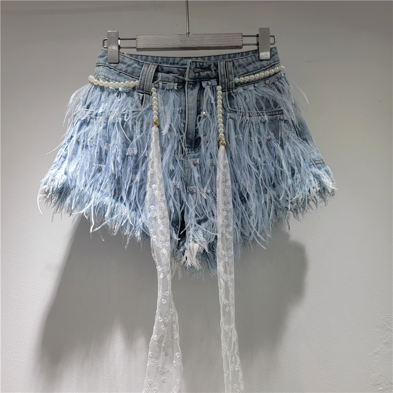 Shorts de Mezclilla con Flecos y Pedrería Cintura Baja image 2