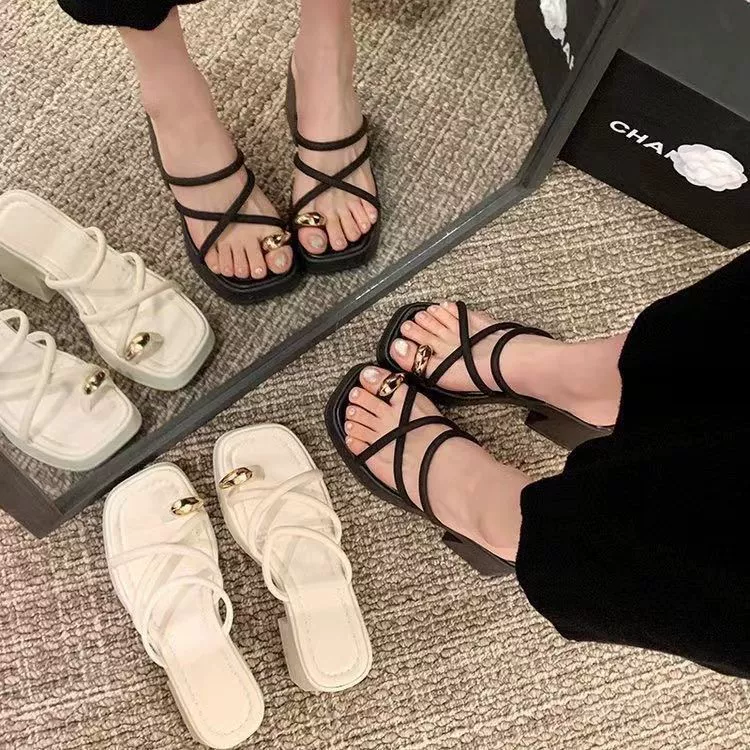 Сетка красная толстая на каблуке толстая подошва холодные тапочки женский 2025 летний новый модный женский высокий на каблуке