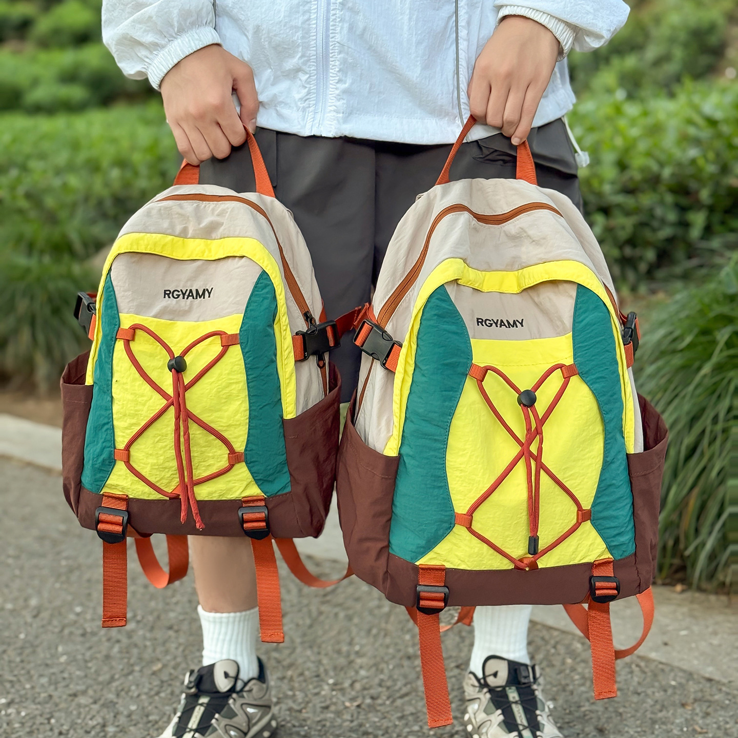 New Color-Blocked Couple's Backpack for Travel, Lightweight, Large-Capacity Backpack with Drawstring Attachment, Outdoor Sports Mountaineering Bag