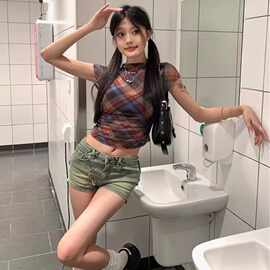 美式辣妹格子网纱短袖正肩T恤女夏2026新款收腰设计紧身短款上衣