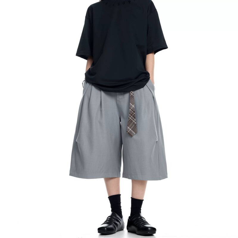 American Retro A-Line Silhouette Cropped Pants for Men and Women, High-End Commuter Loose Casual Gray Trousers Shorts, Trendy on Instagram