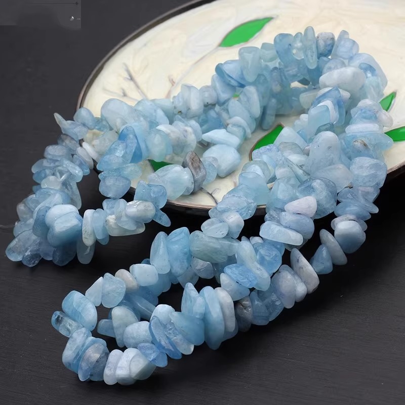 천연 아쿠아마린 자갈 긴 끈 자갈 5-7mm 길이 약 85cm