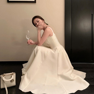White Hepburn Skirt 2025 New Suspender Dress Small White Skirt Waist-Cinching Daily Wearable Dress Light Wedding Dress