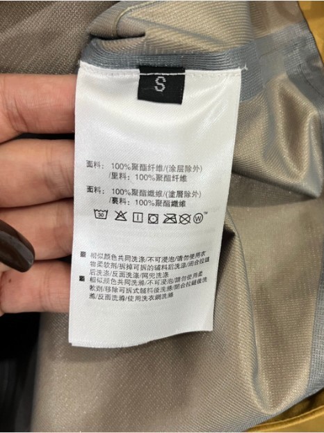 高端户外透气三防科技面料连帽软壳夹克冲锋衣外套女|undefined