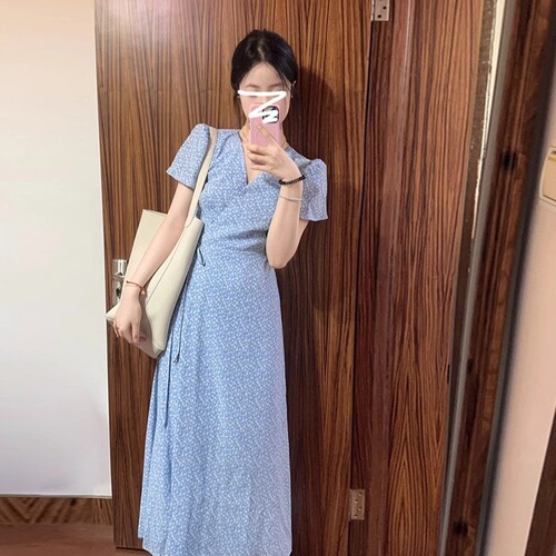 Blue floral print children's summer new high-end temperament waist-cinching very pretty V-neck long dress