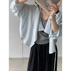 女式衬衫;女式针织衫;毛衣