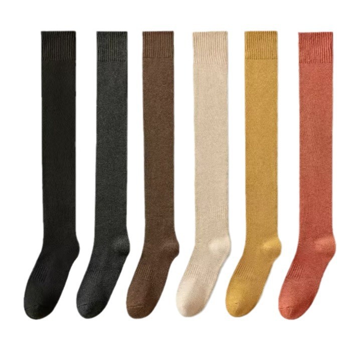 Fábrica directa de medias de invierno y otoño anillo sobre la rodilla calcetines de mujer calcetines de invierno gruesas calentadas calcetines de invierno